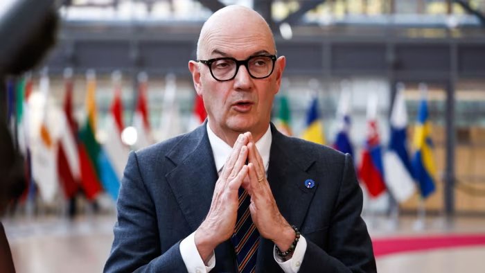 EU finance ministers wrestle with €140bn Ukraine loan as other options fizzle