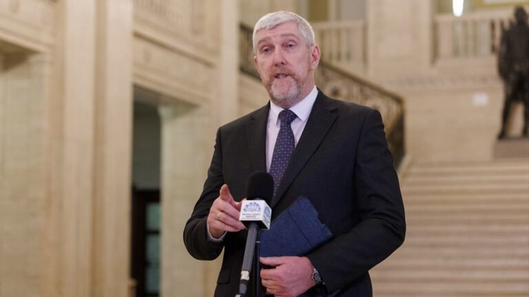 Finance Minister John O’Dowd says £17m heating oil support ‘extremely disappointing’ | UTV